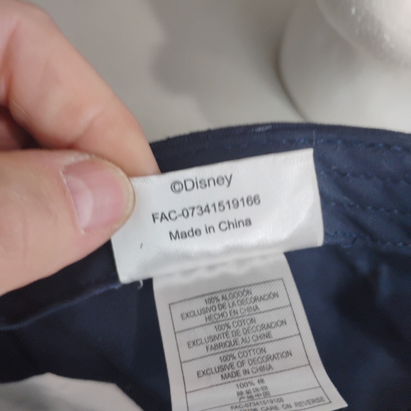 Disney Parks Epcot World Showcase Germany Hat Biergarten Bottle Opener - Picture 11 of 13